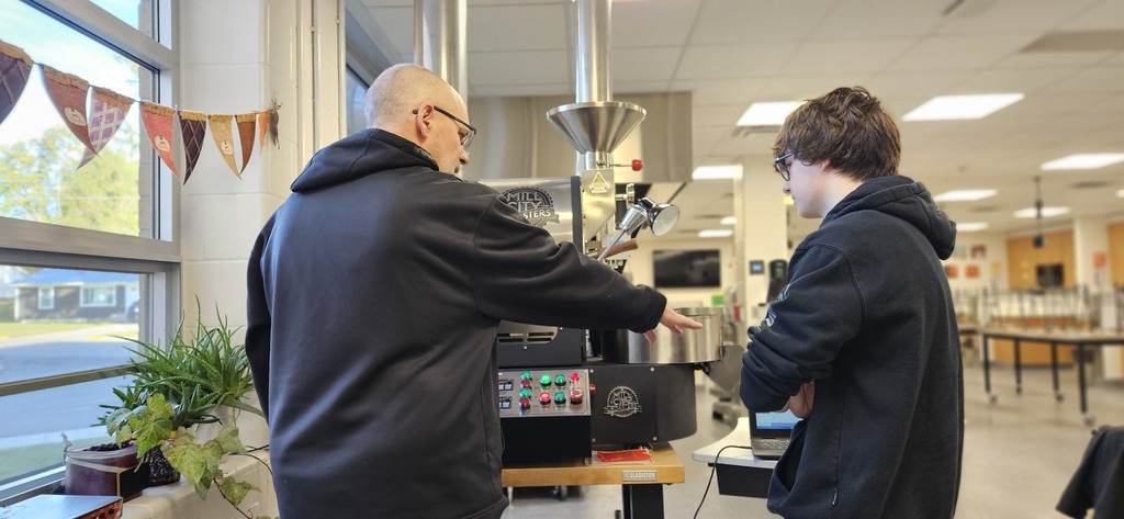 ☕ Exciting things are brewing at EHS! We ran our first real roast this morning with our very first student roaster—bean toasting has officially begun! Some of our staff got to enjoy the perks this week with a fresh cup of Panther Perk coffee to start their day.