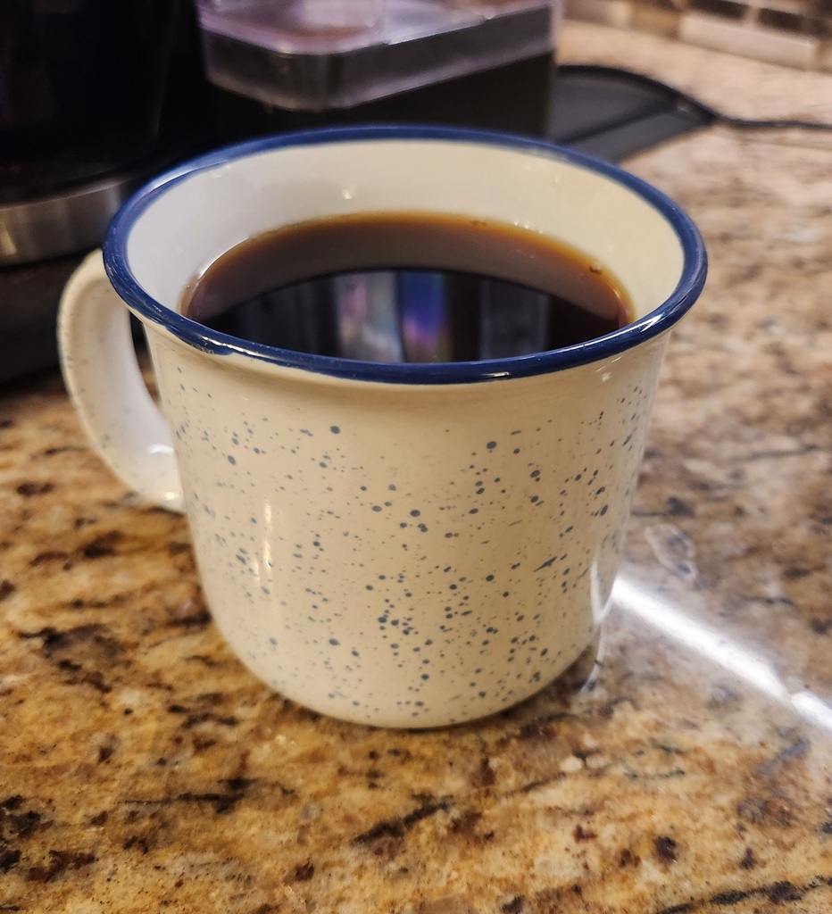 ☕ Exciting things are brewing at EHS! We ran our first real roast this morning with our very first student roaster—bean toasting has officially begun! Some of our staff got to enjoy the perks this week with a fresh cup of Panther Perk coffee to start their day.