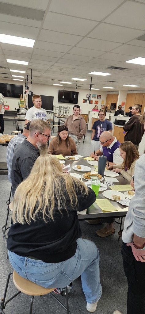 Students in Mrs. Johnson’s Food Service classes took part in the annual Grilled Cheese Challenge last week, and the creativity did not disappoint! 🧀🔥  Each group designed their own twist on a classic grilled cheese, and a panel of teacher and student judges—along with special guest Jarod Traynor from Common Man—tasted and scored every sandwich.  The winning grilled cheese from each class will be featured on the Common Man menu in January, so be sure to stop in and try a student-created masterpiece! 😋🐾