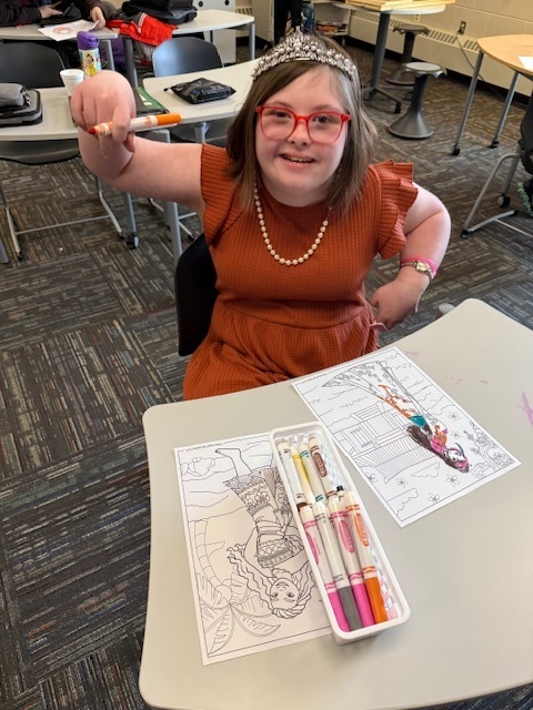 This week our middle school students took on a morning of state testing better known around here as “Show What You Know Day.” After working hard all morning, everyone got to relax and have some fun with school-wide Bingo, Dodgeball, classroom games, and even a staff vs. student basketball game. It was the perfect way to wrap up a big day, and we’re so proud of our students for giving it their best. 🐾💜