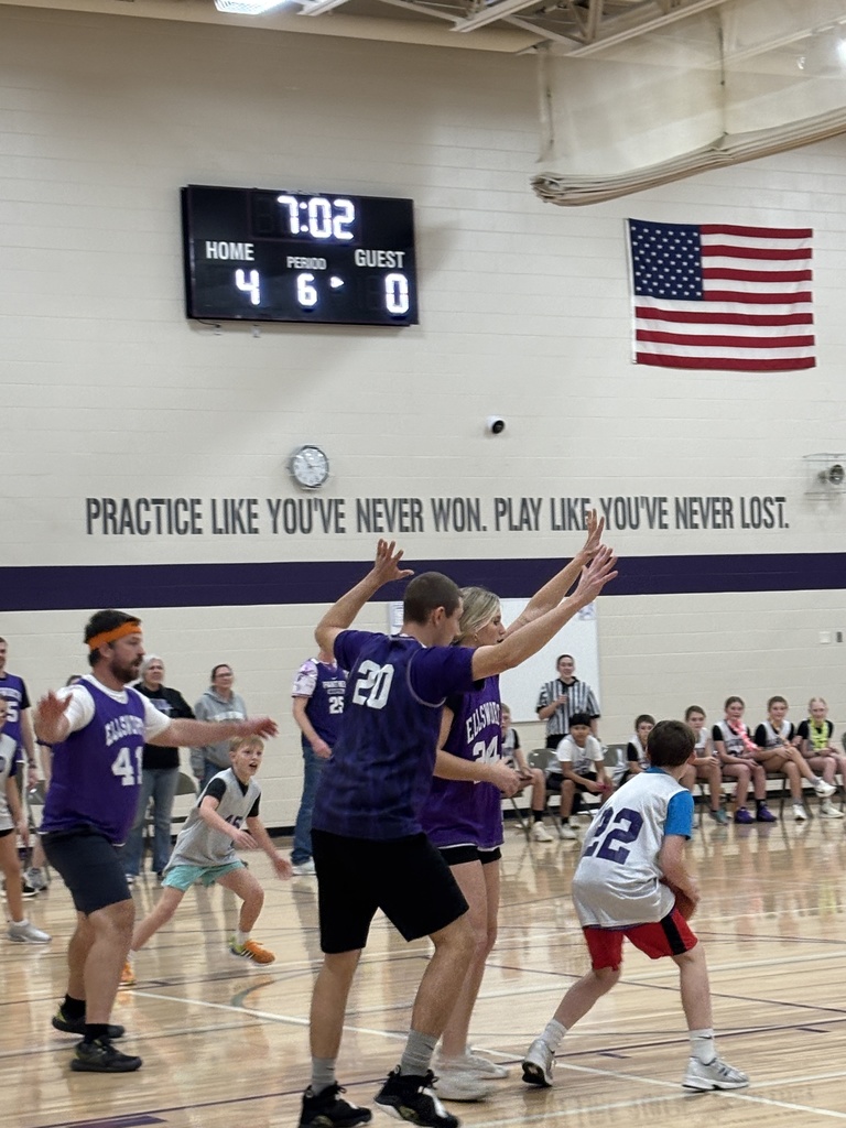 This week our middle school students took on a morning of state testing better known around here as “Show What You Know Day.” After working hard all morning, everyone got to relax and have some fun with school-wide Bingo, Dodgeball, classroom games, and even a staff vs. student basketball game. It was the perfect way to wrap up a big day, and we’re so proud of our students for giving it their best. 🐾💜