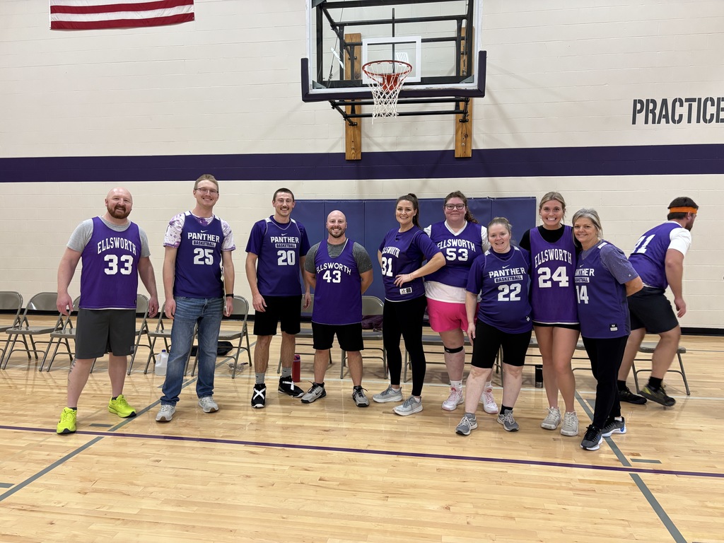 This week our middle school students took on a morning of state testing better known around here as “Show What You Know Day.” After working hard all morning, everyone got to relax and have some fun with school-wide Bingo, Dodgeball, classroom games, and even a staff vs. student basketball game. It was the perfect way to wrap up a big day, and we’re so proud of our students for giving it their best. 🐾💜