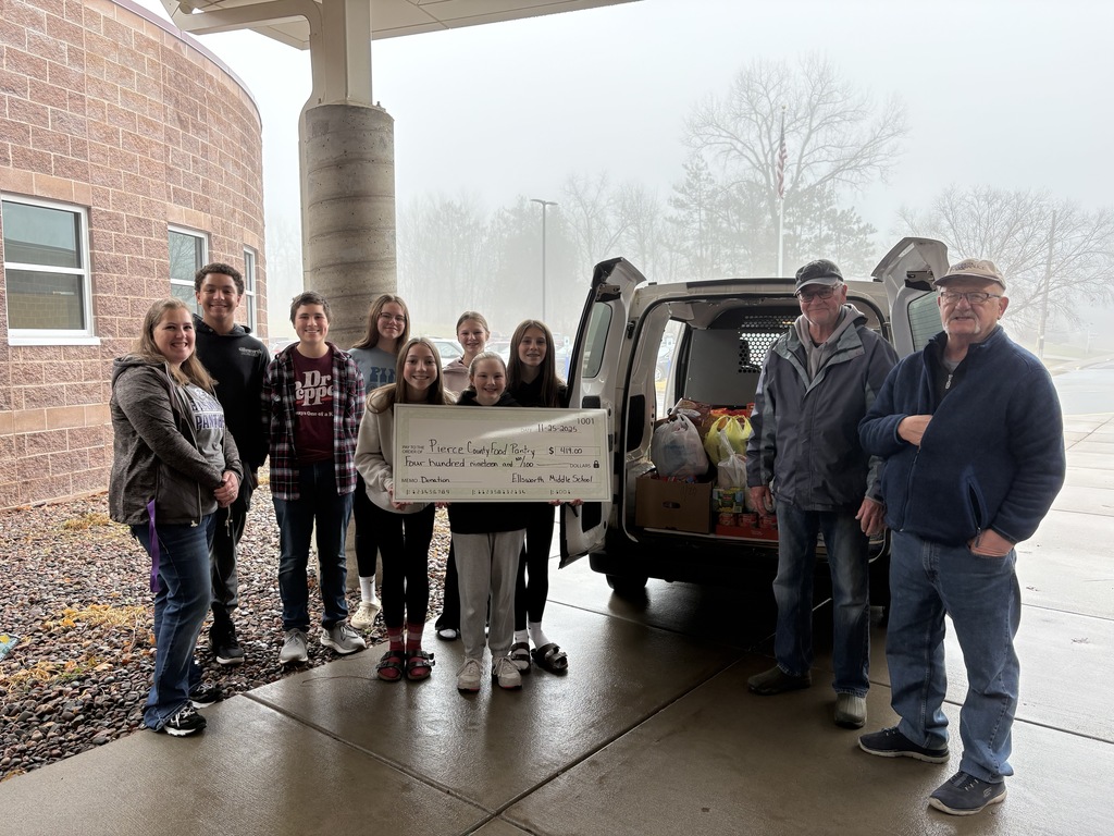 Our Middle School students came together in a big way this November. With their food drive effort, they collected an incredible 825 pounds of food and raised $410 for our neighbors at the Hunger Prevention Council – Pierce County Food Pantry.  We couldn’t be more proud of their generosity and heart. Thank you to every student and family who helped support others in our community. 💜🐾