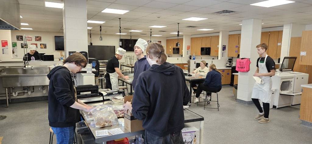 Mrs. Johnson’s Food Service class is in full swing with cinnamon roll production in the foods room, and things are smelling amazing. Students have been busy mixing, rolling, and baking using our new commercial equipment—talk about an upgrade! We’re especially loving the 80-quart commercial mixer, which has been a game changer for large-batch baking. The commercial kitchen and equipment were part of the high school remodel this summer, and it’s exciting to see our students using these tools firsthand. Hands-on learning, great food, and a beautiful new space… we’d call that a win. 💜👩🍳🐾