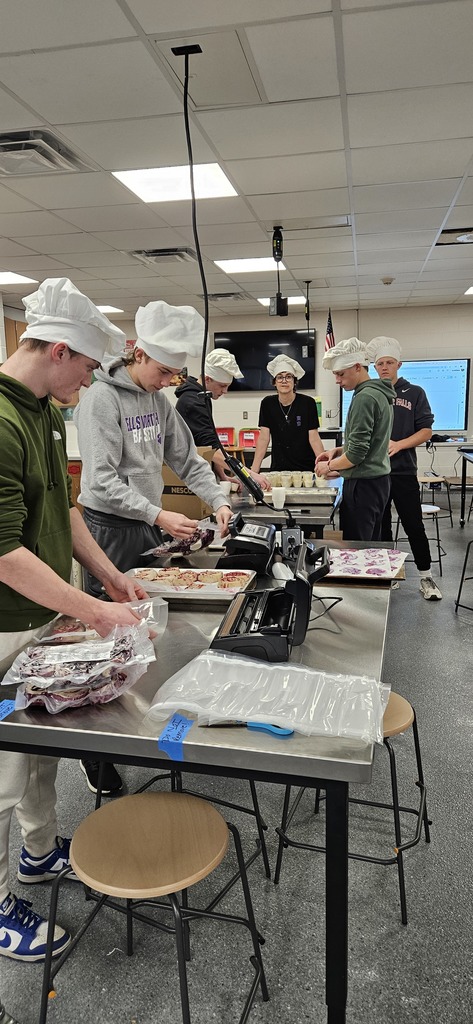 Mrs. Johnson’s Food Service class is in full swing with cinnamon roll production in the foods room, and things are smelling amazing. Students have been busy mixing, rolling, and baking using our new commercial equipment—talk about an upgrade! We’re especially loving the 80-quart commercial mixer, which has been a game changer for large-batch baking. The commercial kitchen and equipment were part of the high school remodel this summer, and it’s exciting to see our students using these tools firsthand. Hands-on learning, great food, and a beautiful new space… we’d call that a win. 💜👩🍳🐾