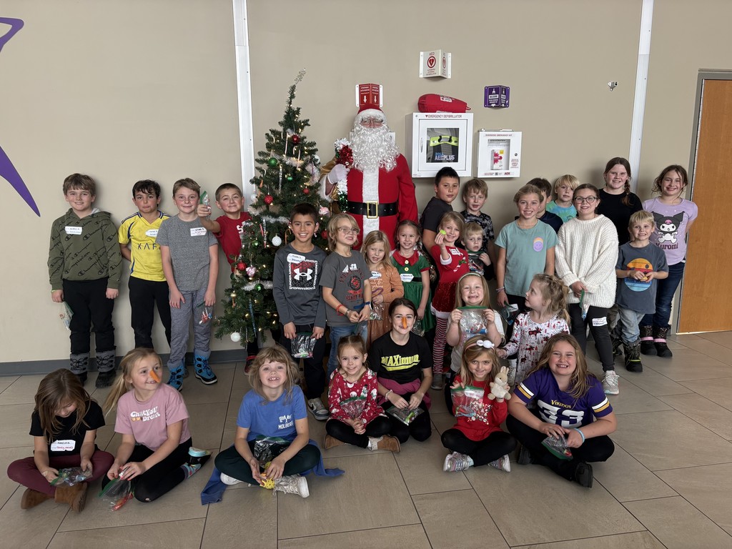 🎄✨ Freshman Capstone Spotlight ✨🎄