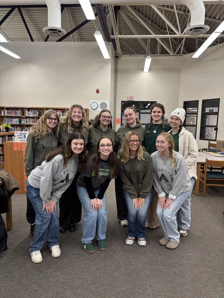 🎶 A Cappella at EMS! 🎶 We recently had the UW–Eau Claire Audacious A Cappella visit our middle school choir students for a fun and inspiring session. They shared what makes a cappella so unique and gave our students a great look at vocal music beyond the classroom.  It was extra special to welcome back Maci Gutting, who joined the group for the visit. 💜🐾  Thanks for spending time with our students and sharing your love of music. Panther Pride!