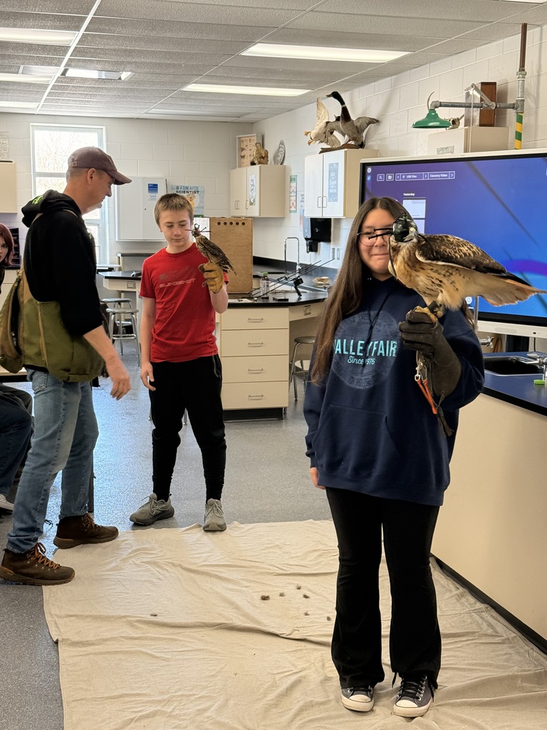 🦅 What an amazing experience for our students! We were excited to welcome Steve Kaufer back again this year to share his falconry expertise with Mrs. Klecker’s Biology classes. Steve and his daughter Bethany, now an 11th grader, brought in two incredible birds and a whole lot of knowledge and passion. Steve talked with students about the history of falconry, how he first became interested, the unique skills and adaptations of different birds of prey, and how important these birds are to keeping ecosystems in balance. He also shared how falconry has become something special he gets to do with his family. Students had the chance to meet Merida, a Red Tailed Hawk and Bethany’s bird, along with a Merlin, and learn how their different traits help them survive in the wild. Some students even got to hold the birds, which made the experience even more memorable. We also had students from Ms. Sara White’s Room 220 join in on the fun. A big thank you to Steve and Bethany for another fantastic visit. If you want to see more of their falconry adventures, you can follow Steve on Instagram at sun_flower_steve.