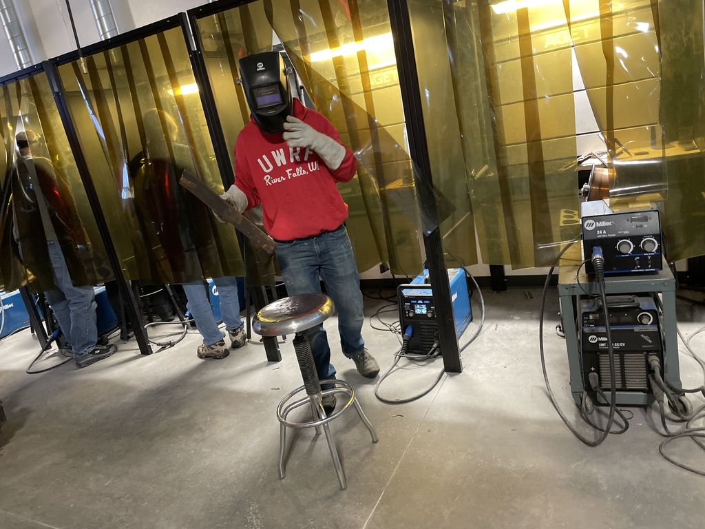 🔥 We’re kicking off CTE Month with a big win!  Our Community Ed Class: Intro to Welding was a huge hit. Nearly 30 community members filled the new CTE Center at Ellsworth High School for a night of hands on learning and a whole lot of sparks flying.  We loved seeing grandparents welding with grandkids, parents welding with kids, and even husbands welding with wives. It was a great example of how learning can bring people of all ages together.  The new welding bays from the recent CTE remodel really came in handy and gave everyone plenty of space to work safely and comfortably. These updated spaces are already making a big difference for both students and the community.  With such a great turnout, we’re hoping to offer more open welding times in the near future. Thank you to everyone who came out and made the night such a success. It was a fun way to kick off CTE Month. 💜🐾