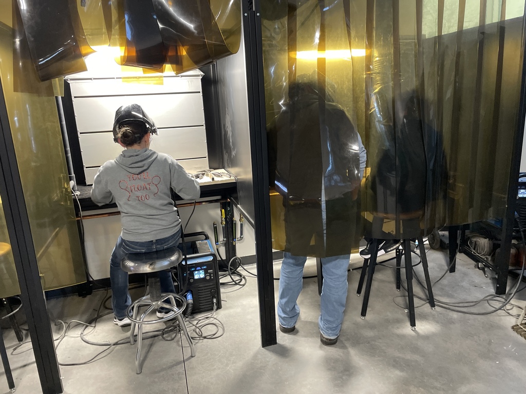 🔥 We’re kicking off CTE Month with a big win!  Our Community Ed Class: Intro to Welding was a huge hit. Nearly 30 community members filled the new CTE Center at Ellsworth High School for a night of hands on learning and a whole lot of sparks flying.  We loved seeing grandparents welding with grandkids, parents welding with kids, and even husbands welding with wives. It was a great example of how learning can bring people of all ages together.  The new welding bays from the recent CTE remodel really came in handy and gave everyone plenty of space to work safely and comfortably. These updated spaces are already making a big difference for both students and the community.  With such a great turnout, we’re hoping to offer more open welding times in the near future. Thank you to everyone who came out and made the night such a success. It was a fun way to kick off CTE Month. 💜🐾