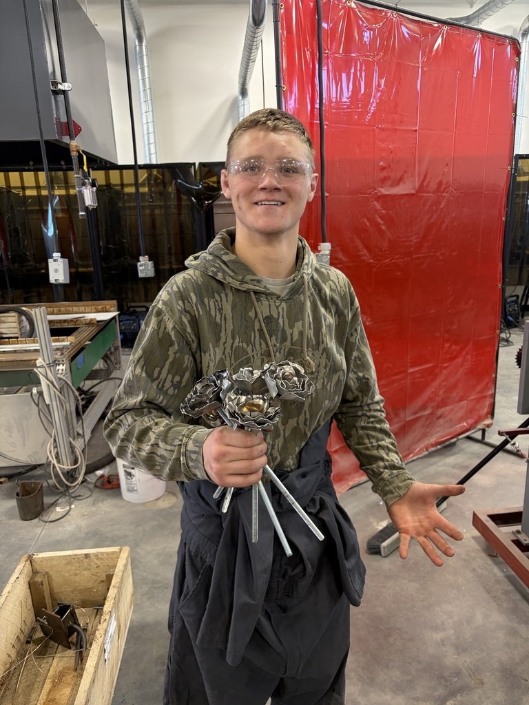 Love was definitely in the air in the welding shop this month! Now that Valentine’s Day has passed, we can share this awesome project high school student Hunter has been working on. Hunter designed and welded a bouquet of metal flowers for his girlfriend. How fun is that? The attention to detail in each flower really shows the time, care, and craftsmanship he put into the project. Projects like this are made possible thanks to the new welding bays in our newly renovated CTE space. The updated area gives students more room, better equipment, and hands-on opportunities to turn creative ideas into real-world skills. Great work, Hunter! 🌹🔧 Panther Pride!
