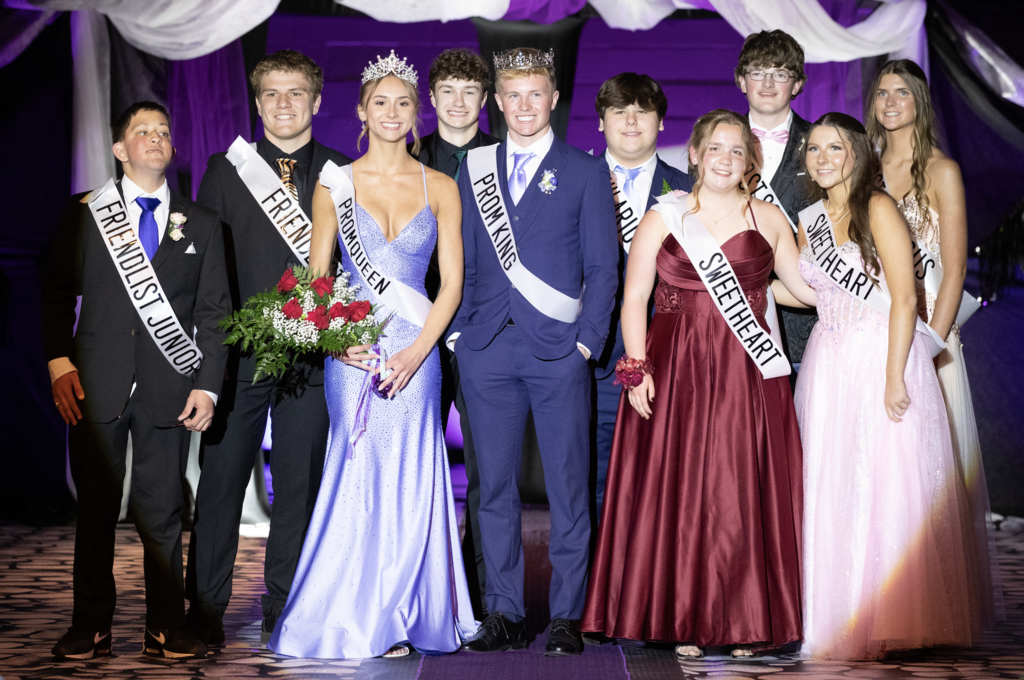✨ Prom 2026 was a night to remember at Ellsworth High School as students celebrated in style and recognized this year’s special award winners! 👑 Prom King was Cooper Olson and Prom Queen was Molly Abbas, who were also voted the “Perfect Pair.” Other honors included Most Hilarious: Cooper Brown and Alyssa Davis, Class Sweethearts: Bridget Dendinger and Abby Hinrichs, Friendliest Juniors: Breken Young and D.J. Brenner, Most Sociable: Daniel Berg and Gavin Wittenberg, and Best Dressed: Rowan Nelson and Cayman Anderson. Congratulations to all for helping make Prom 2026 such a fun and memorable evening!