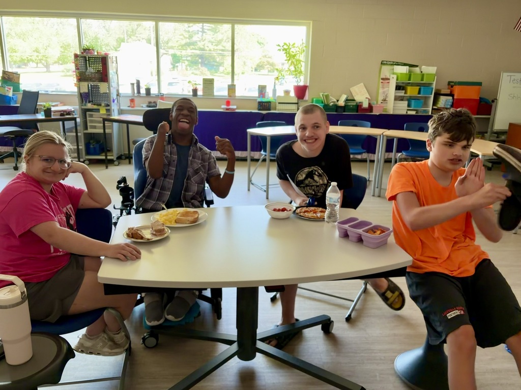 our LCCE students put many of the skills they’ve learned throughout the year into action with a special final project: the $5 Lunch Challenge!  Students began by brainstorming a meal that was reasonably healthy, budget-friendly, and within their own cooking abilities. They then took a trip to Nilssen’s, where each student shopped for their ingredients, stayed within budget, and paid for their purchases independently.  Today, they brought their plans to life by preparing and cooking their lunches. It was a wonderful opportunity to practice meal planning, budgeting, shopping, cooking, and decision-making skills—all while having fun!  Some of the meals included turkey sandwiches, pizza with a side of grape tomatoes, and scrambled eggs with toast. Everyone did a fantastic job, and the students were proud to enjoy the meals they planned and prepared themselves!