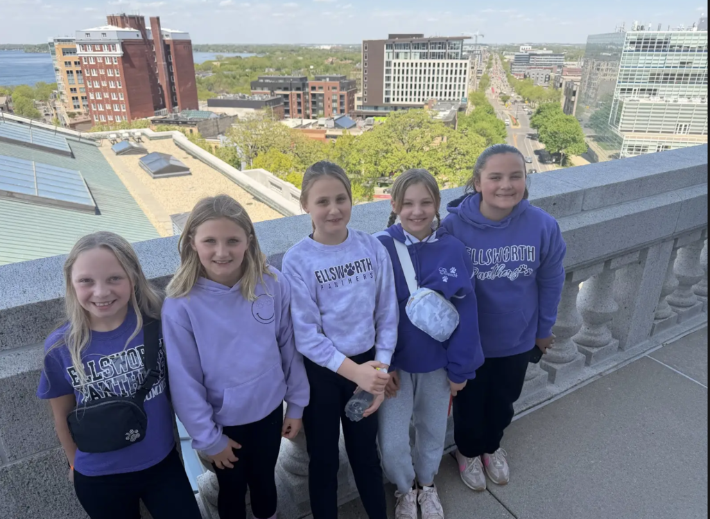 Our 4th grade students recently took an unforgettable field trip to Madison, Wisconsin! Students got a tour of the State Capitol building to learn more about our state government and Wisconsin's history! They also got to visit the Henry Vilas Zoo! This trip was a wonderful opportunity for students to represent the Ellsworth community while learning outside the classroom!  A special thank you to the EES Parents Club, the Ellsworth School Foundation, and the amazing chaperones & staff in creating lasting memories for our students! 💜