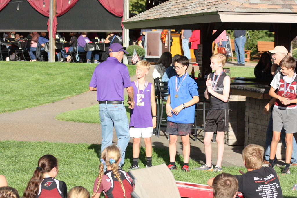🏃💜 A First for EMS Cross Country! 💜🏃  EMS hosted its 1st Annual Tuscan 2 Miler Middle School XC Meet at Vino in the Valley, and what a fun night it was!  A very special thank you to Larry at Vino in the Valley for allowing us to host the meet on his beautiful property and for making our runners feel so special after their races. 💜  Judging by all the smiles, we think it’s safe to say this was a night our runners will remember for a long time! 🐾🏃‍♀️🏃‍♂️