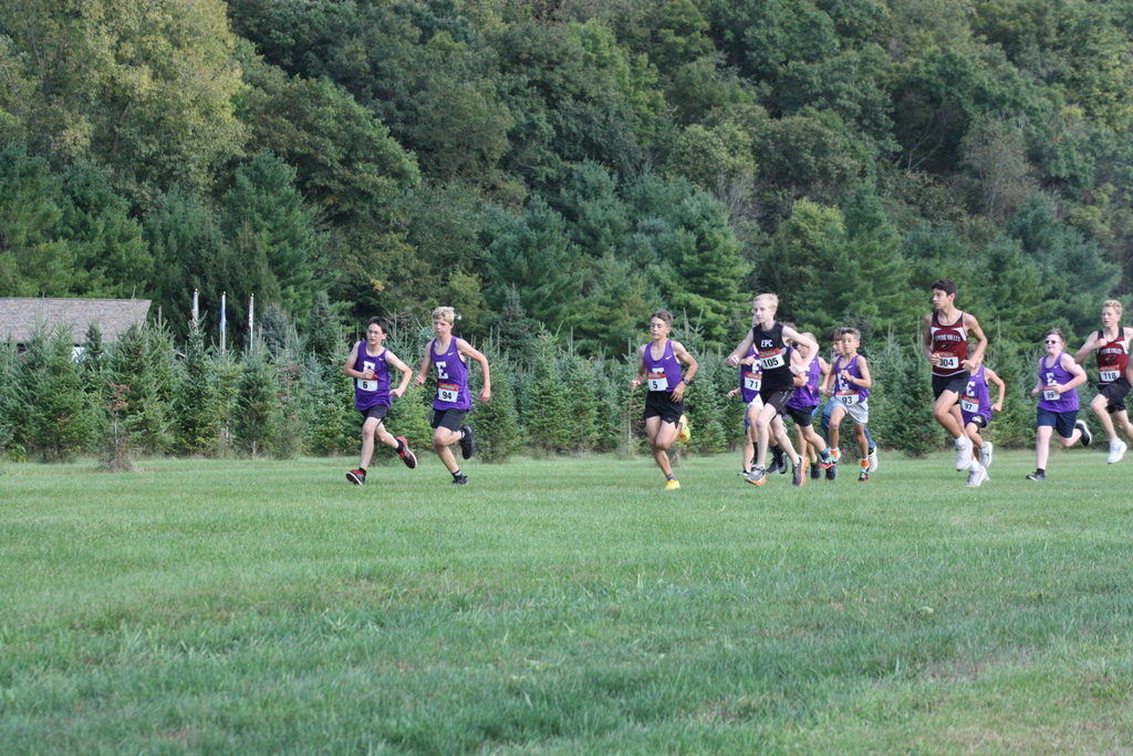 🏃💜 A First for EMS Cross Country! 💜🏃  EMS hosted its 1st Annual Tuscan 2 Miler Middle School XC Meet at Vino in the Valley, and what a fun night it was!  A very special thank you to Larry at Vino in the Valley for allowing us to host the meet on his beautiful property and for making our runners feel so special after their races. 💜  Judging by all the smiles, we think it’s safe to say this was a night our runners will remember for a long time! 🐾🏃‍♀️🏃‍♂️