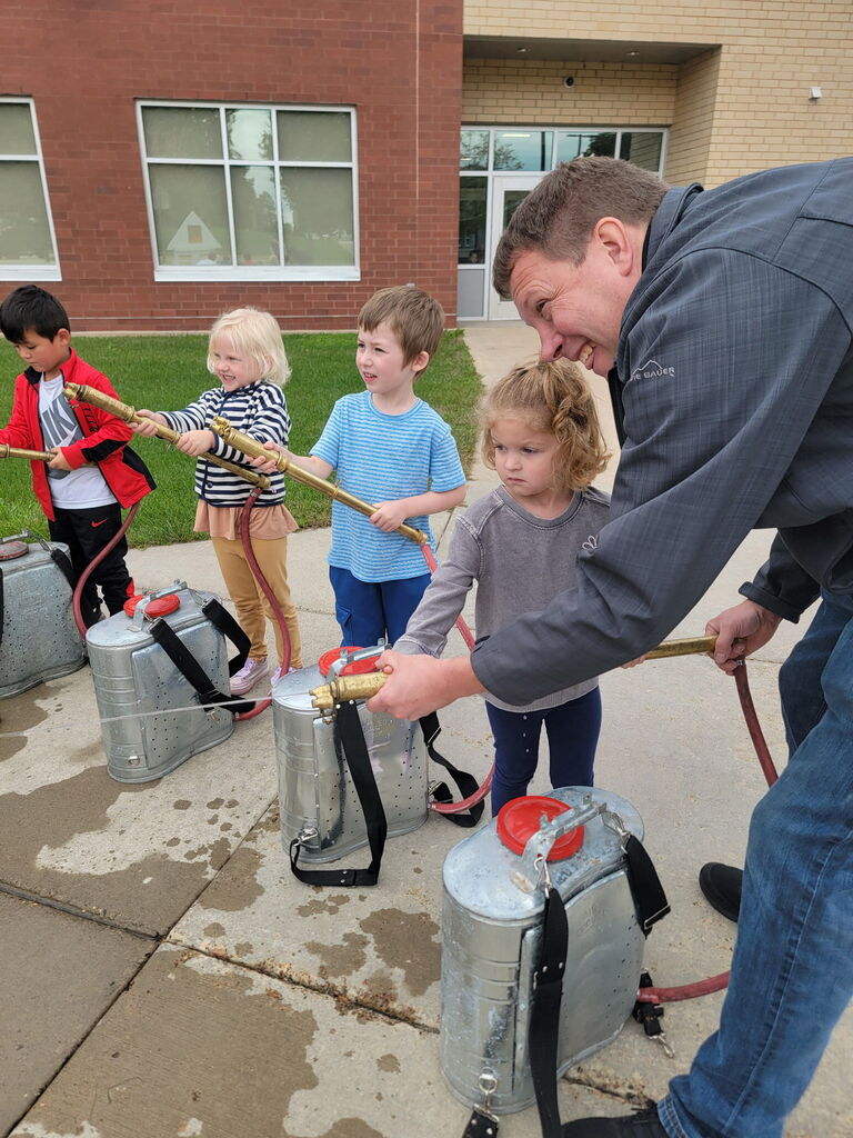 🔥🚒 Fire Safety at EES! 🚒🔥  A big thank you to the Ellsworth Fire Department for visiting EES this week to talk with our students about fire safety! We appreciate our local firefighters taking the time to teach our students important safety tips and answer their questions.  Thank you for helping keep our students and community safe! ❤️🚒