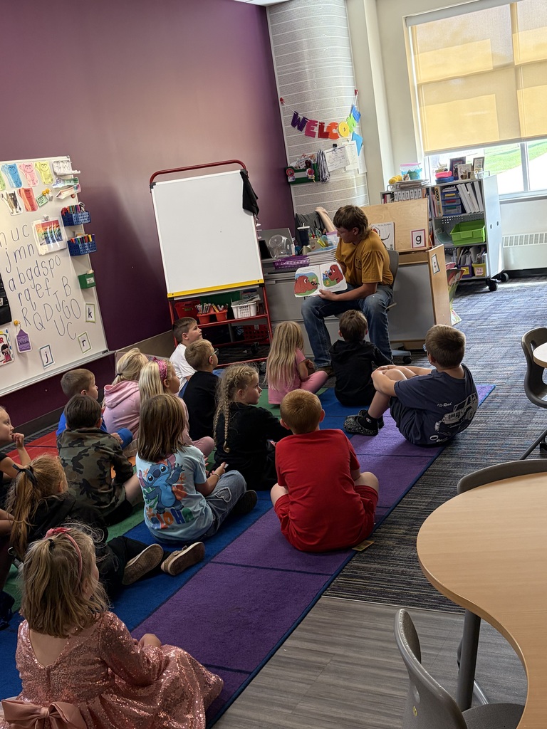 Mrs. Traynor’s Oral Communication students recently made a trip to EES to spend some time reading with our kindergarten students! We love seeing our older students connecting with our younger Panthers and sharing the joy of reading. What a fun experience for everyone involved! 📖🐾 Thank you to Mrs. Traynor and her students for making some special memories with our kindergarteners! 💜