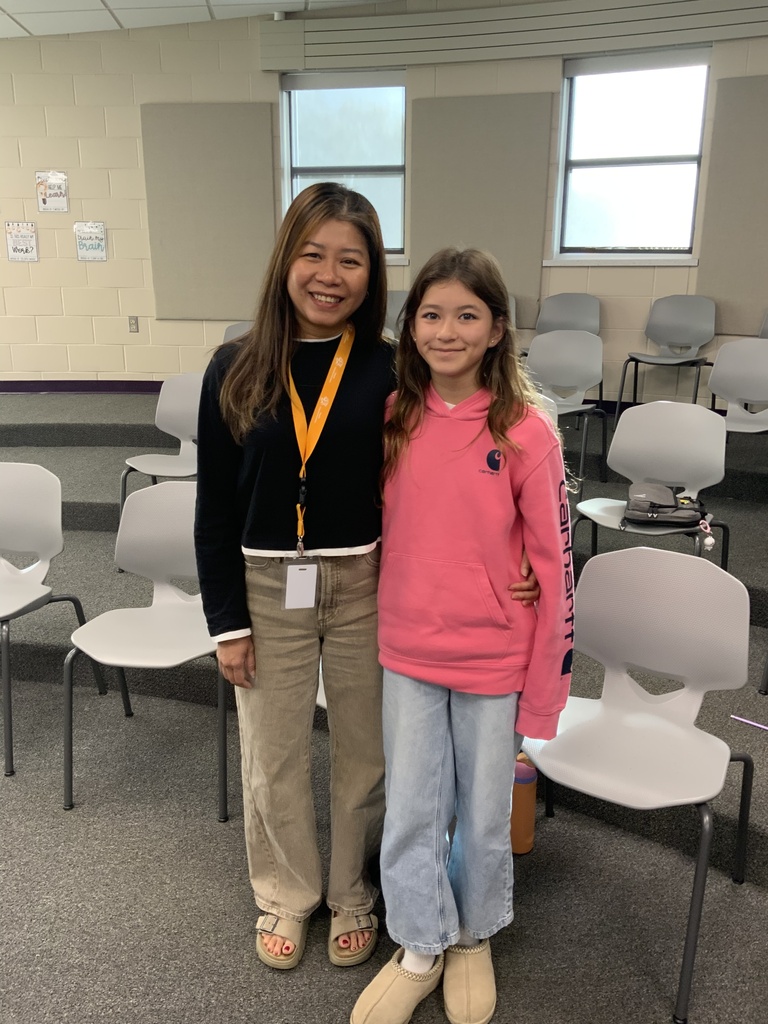 A huge thank you to Annie Baker, mom of 6th grade choir student Grace, for joining us this week to teach our students the pronunciation for our Vietnamese piece for the upcoming Winter Concert on December 7th!   Both of our 6th grade choir classes had the opportunity to work with Annie, and we are so grateful that she took the time to share her knowledge and help our students learn and appreciate the Vietnamese language and culture.  Mrs. Woletz is especially excited and honored to celebrate Vietnamese culture through music in our first concert of the year!   We hope you’ll join us on December 7th to hear our students share what they’ve been working so hard on. We can’t wait to see you there! 