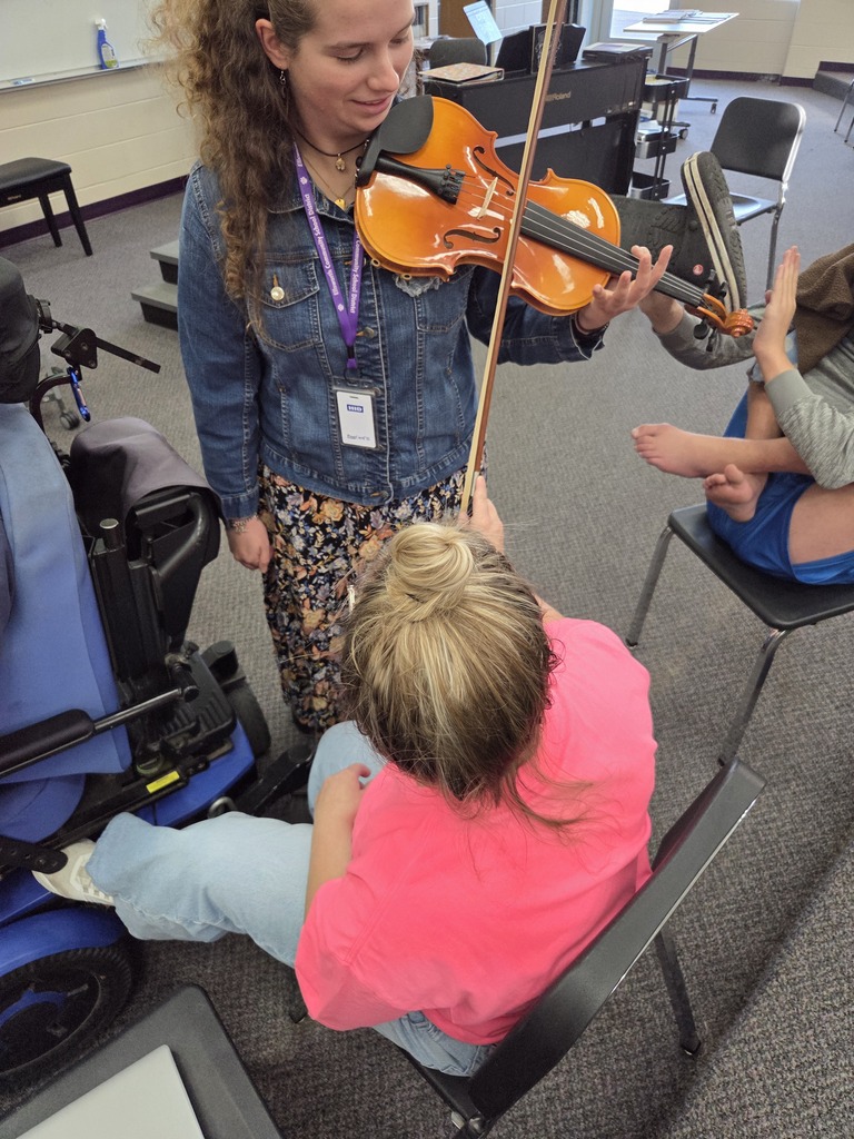 Hands-On Learning in Vocational Music! 🎺🥁 Mrs. Devereaux-Hanson’s new High School Vocational Music class has been learning all about the orchestra, its instruments, how they’re played, and the role they continue to have in music today! Students recently took that learning beyond the classroom with some hands-on experiences. Band students brought in their own instruments to demonstrate how they work and even performed songs for the class. 🎷🎵 With some special help from our band teacher, Mr. Nick Verheyen, and student teacher Sophia Heran, students also had the chance to try playing brass instruments and explore a wide variety of percussion instruments. What a fun way to experience music-making firsthand and learn more about the many instruments that come together to create music! 🎶👏