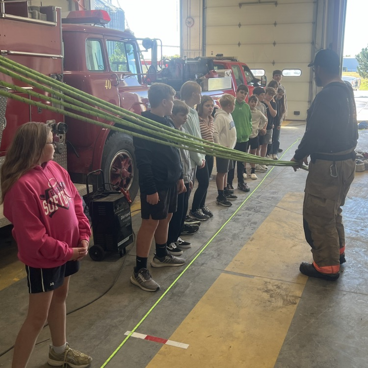 Learning about mechanical advantage by using pulleys!