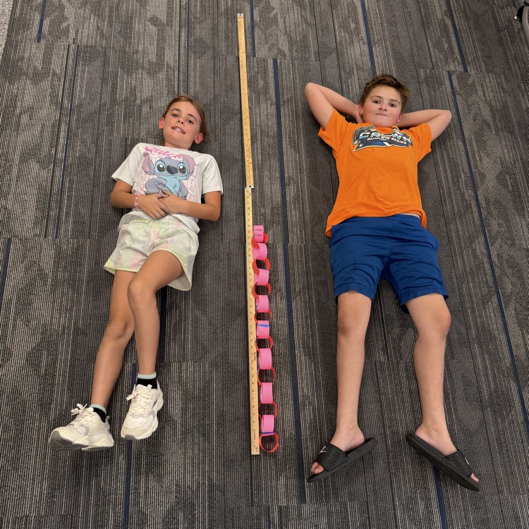 kids measuring 
