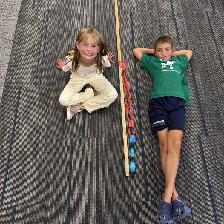 kids measuring 