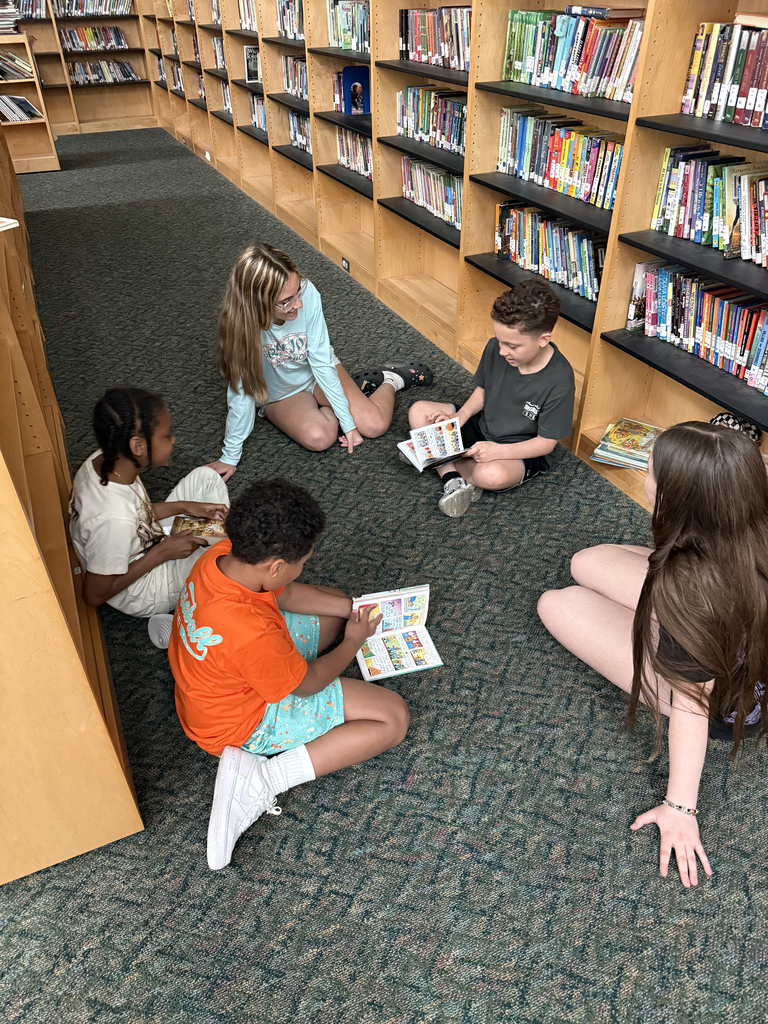 children reading together