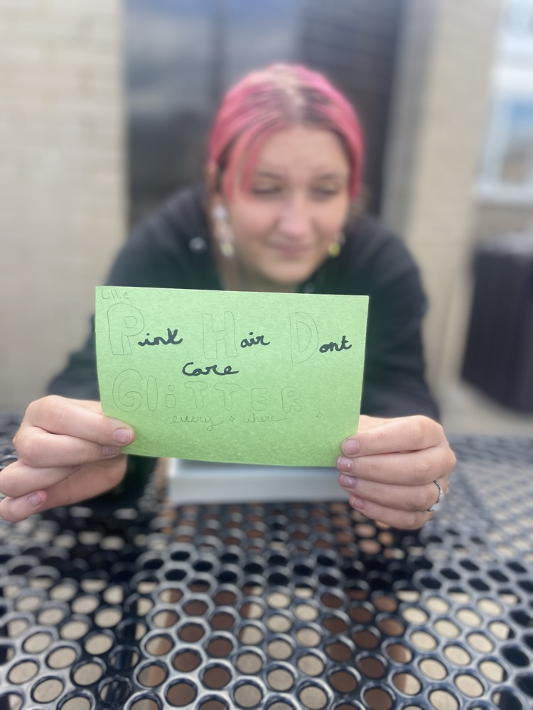 ✍️