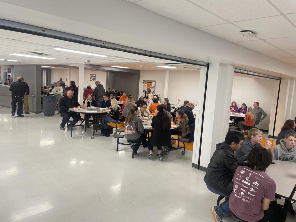 Students and parents eating at our Honors Breakfast this morning. 