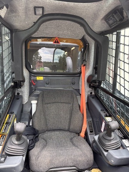 Skid Steer inside