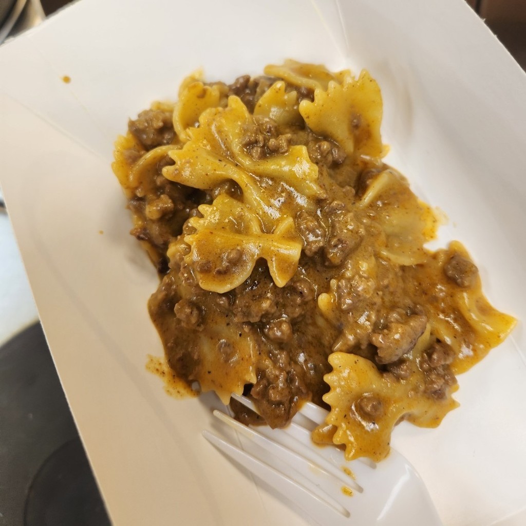 Foods 1 Hamburger noodle skillet dinner 