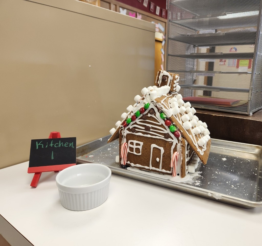 kitchen 1 Foods 1 gingerbread house