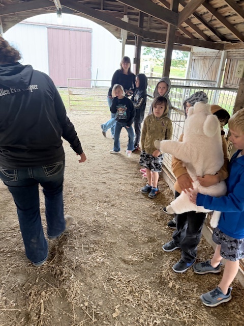2nd grade students at Ag Day
