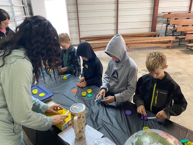 2nd grade students at Ag Day