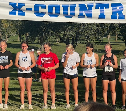 girls medalists XC 