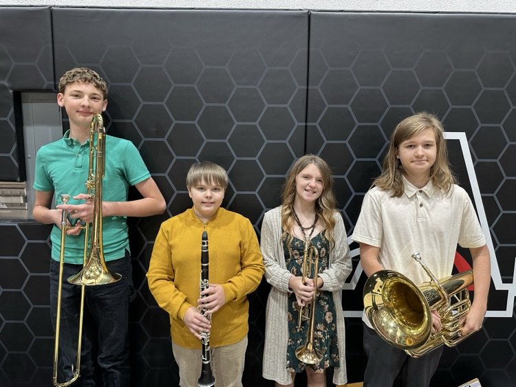 Gabe, Jett, Lily and Axton are ready to play!