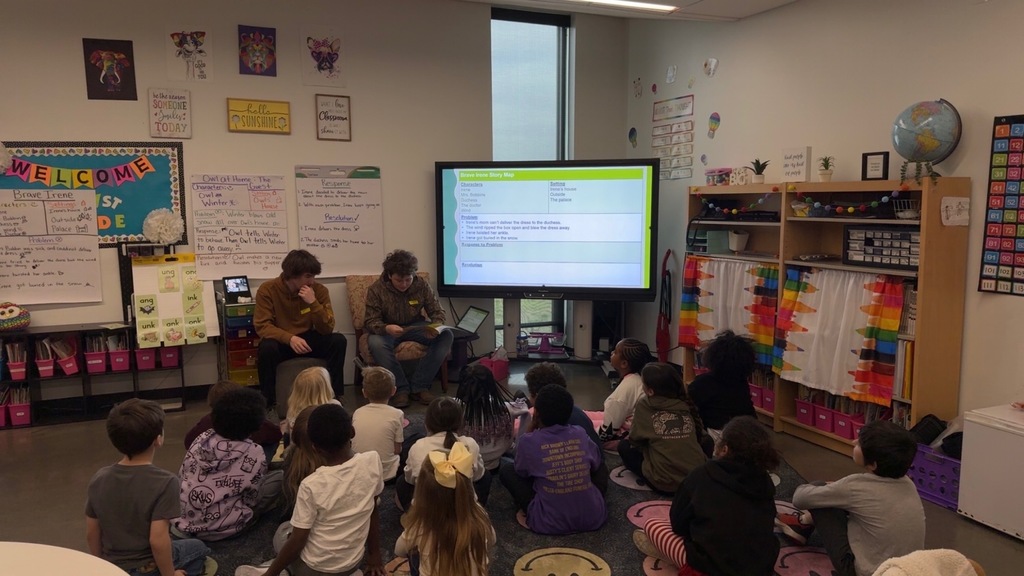 EHS FFA Students Reading to EES Students