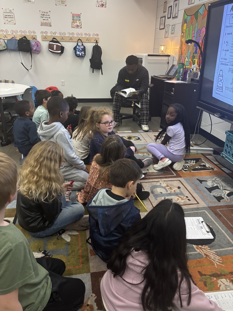 EHS FFA Students Reading to EES Students