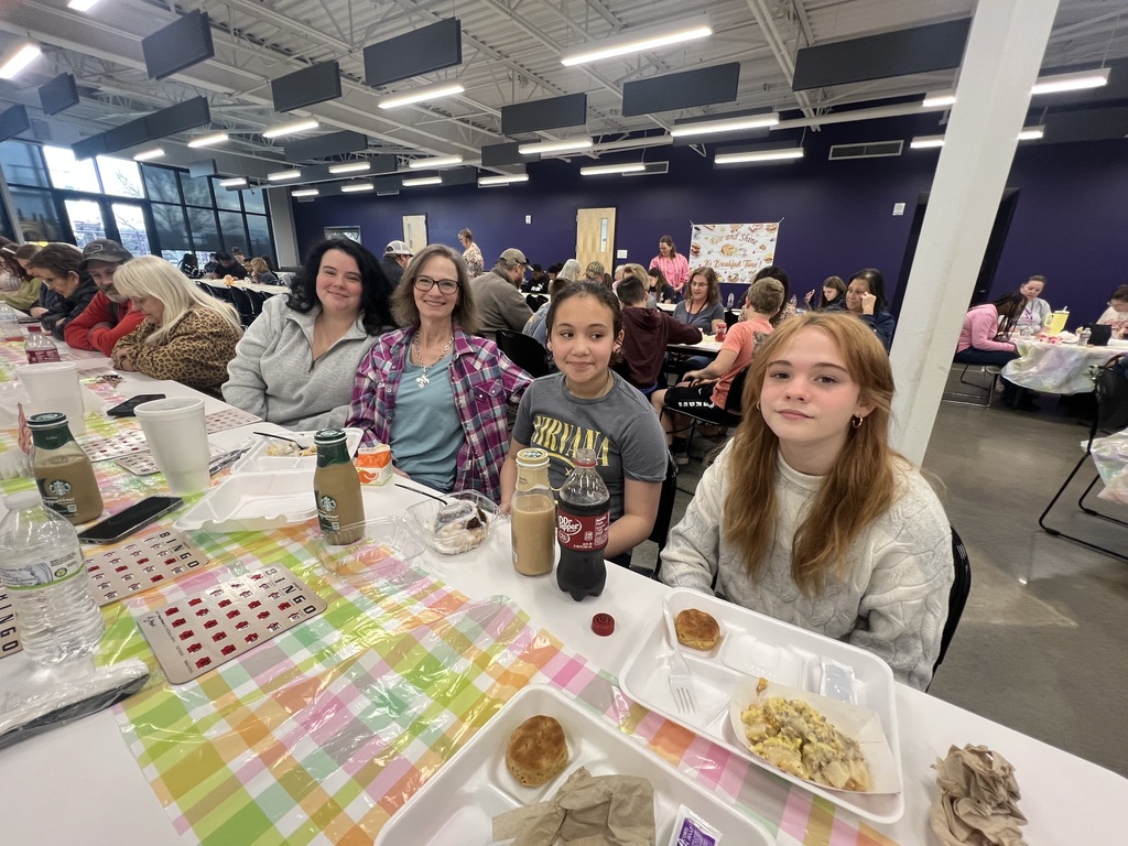 Families Enjoying 6th Grade Breakfast on February 26th