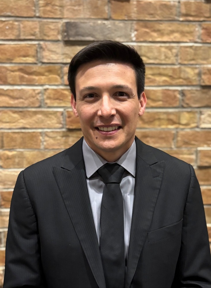 Adrian Gomez, new high school band director