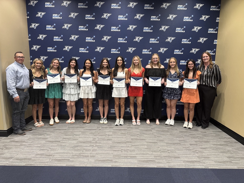 EHS Volleyball – Academic Achievement Raylee Brown, Bailey Daniel, Karen Gomez, Landree Hacker, Lauren Hatchel, Lauren Jackson, Nayeli Quezada, Reagan Robinson, Ellie Slater, Emma Sullivan, Grace Weber, Anna Whitman, Kayla Orozco