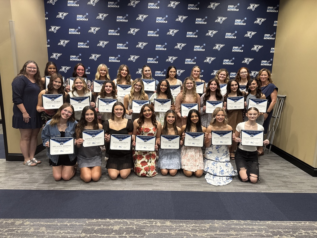 EHS Cheer – State Qualifiers Kenlee Adams, Sophia Alatorre, Memphis Ballard, Jae’La Belcher, Brooklyn Buckles, Maryanna Caraglin, Saleen DeClerck, Vianney De la Torre, Audrina Gober, Stefani Hernandez, Isabelle Hicks, Delaney Horton, Kyra Johannesmeyer, Hailey Mason, Zoe Mingo, Diya Mohan, Kathia Paredes, Jaelyn Perrott, Makenna Pryor, Evelyn Ramos, Joelee Redding, Lynlee Redding, Zoe Robinson, Kevra Shepard, Alivia Stanley, Macee Ylitalo