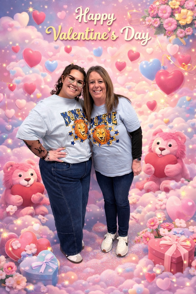 Twinning is winning with the Monroe staff!