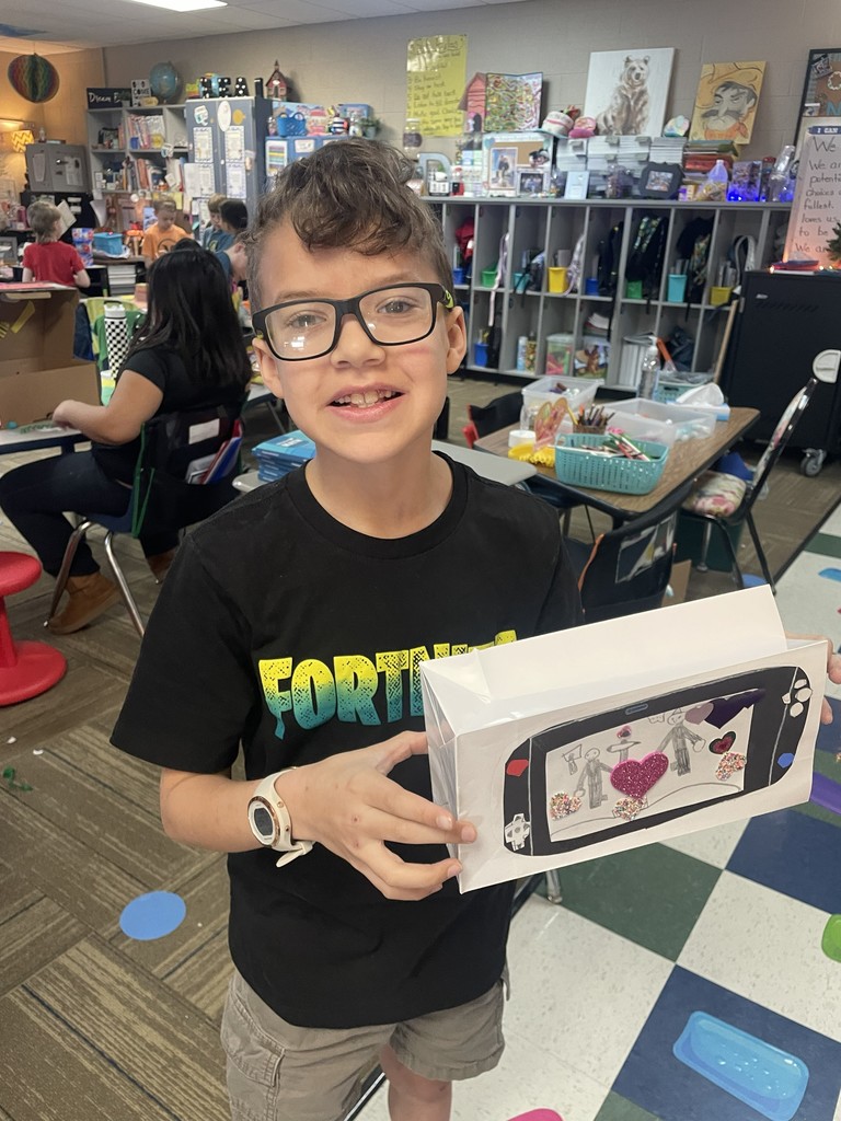 Valentine bag decorating