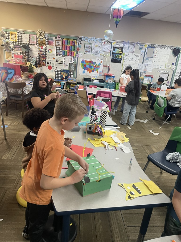Valentine bag decorating