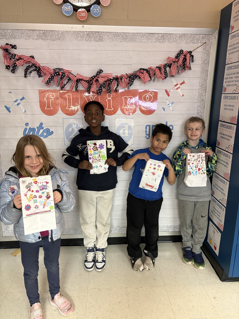 Valentine bag decorating