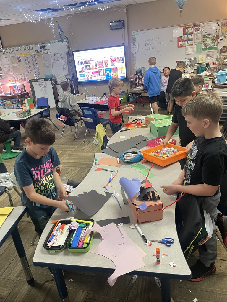 Valentine bag decorating