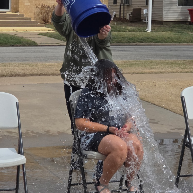 Special Olympics-Polar Plunge. Thanks, Mrs. Kala for your support!💛🦁💙