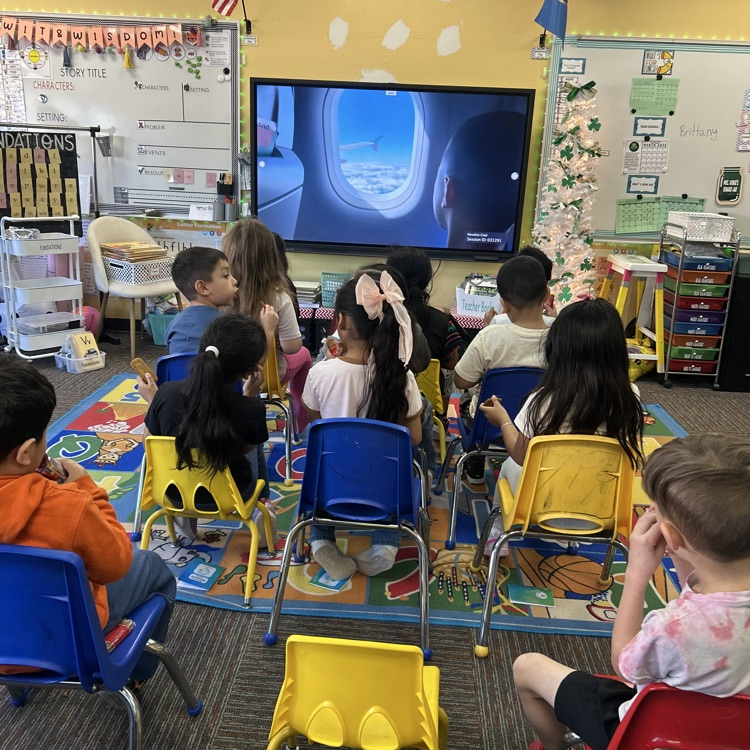 Kinder Lions "fly" across the world with Wit and Wisdom.💛🦁💙